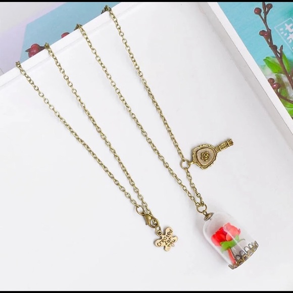 New🌹 Beauty and the Beast Enchanted Rose necklace - Picture 4 of 4